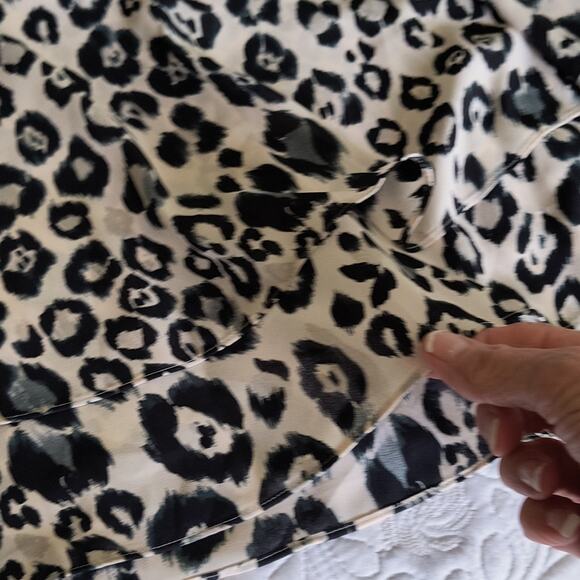 Zara Basic Leopard Print Top Women's Sz M Tan Black Layered Long Sleeve Pullover - Picture 8 of 16